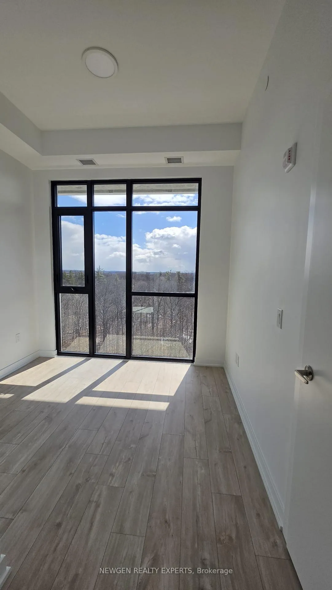 Photo 30 of Unit 801, 750 Whitlock Avenue, Milton, Cobban — HOMEH