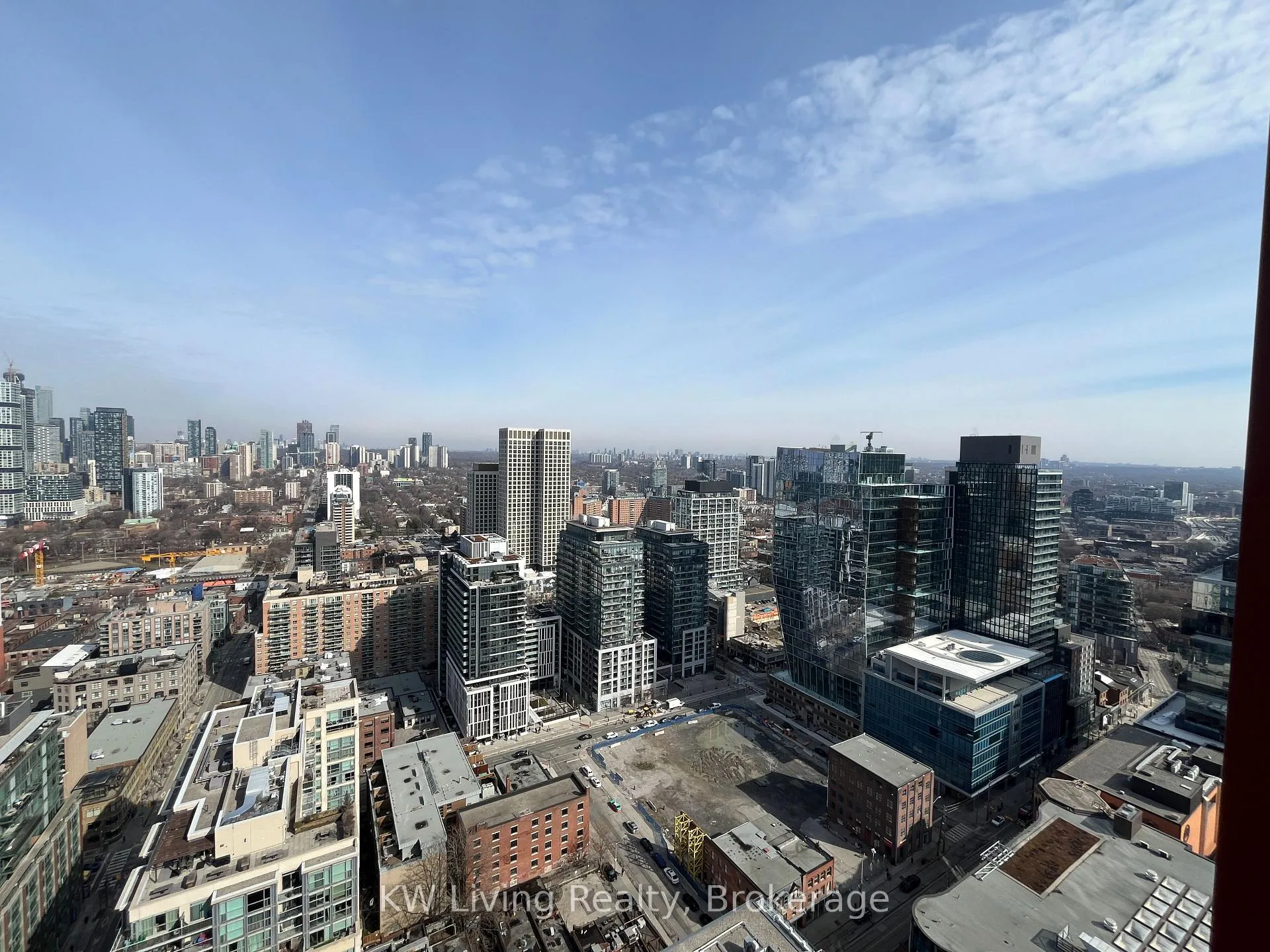 Photo 8 of Unit 3901, 180 Front Street E, Toronto, Moss Park — HOMEH