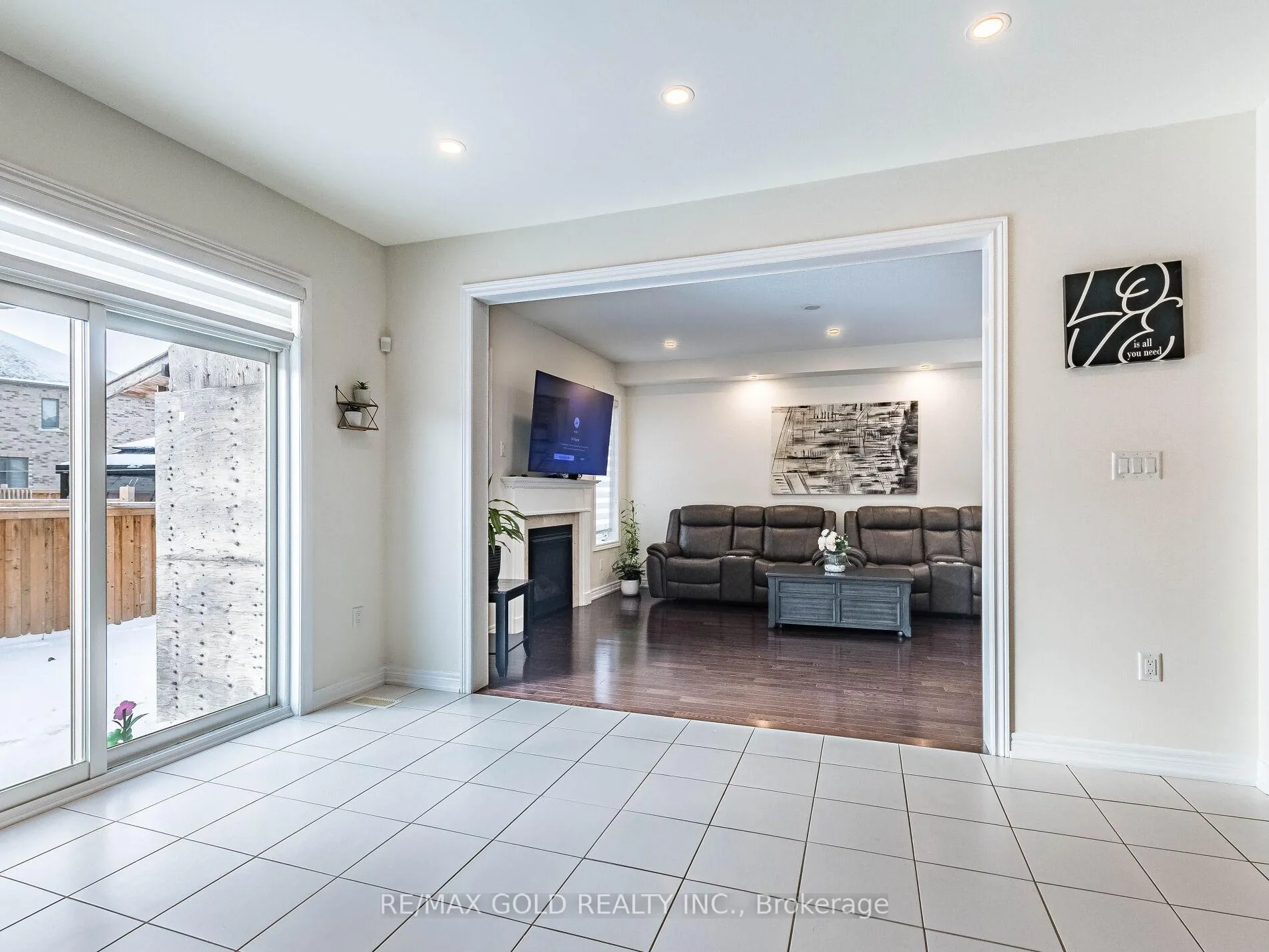 Photo 20 of 520 Veterans Drive, Brampton, Northwest Brampton — HOMEH