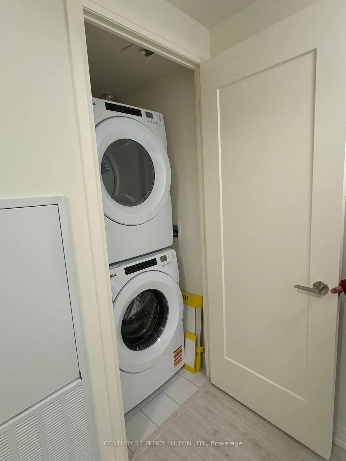 Photo 11 of Unit 1803, 27 Korda Gate, Vaughan, Vellore Village — HOMEH