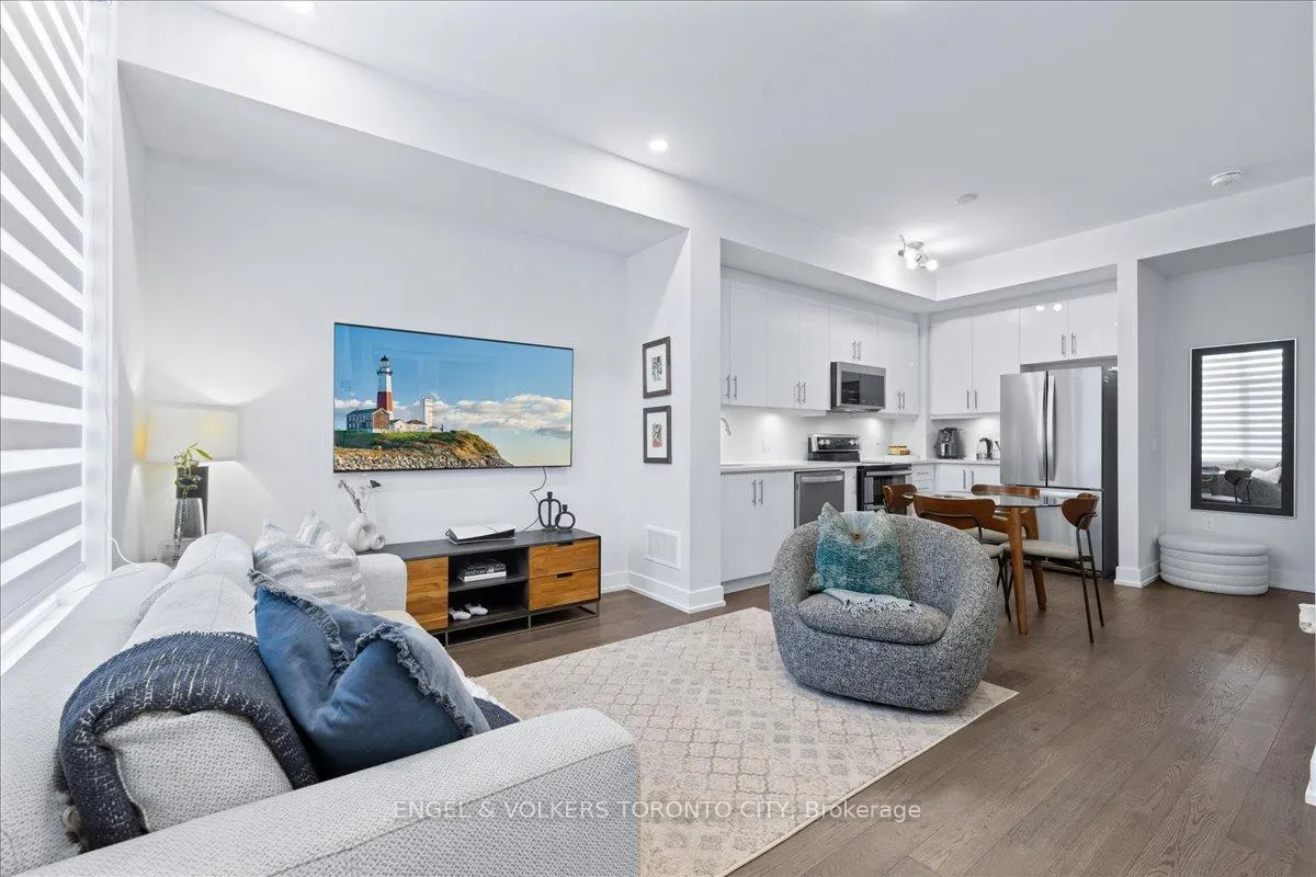 Front of Unit 110, 9560 Islington Avenue