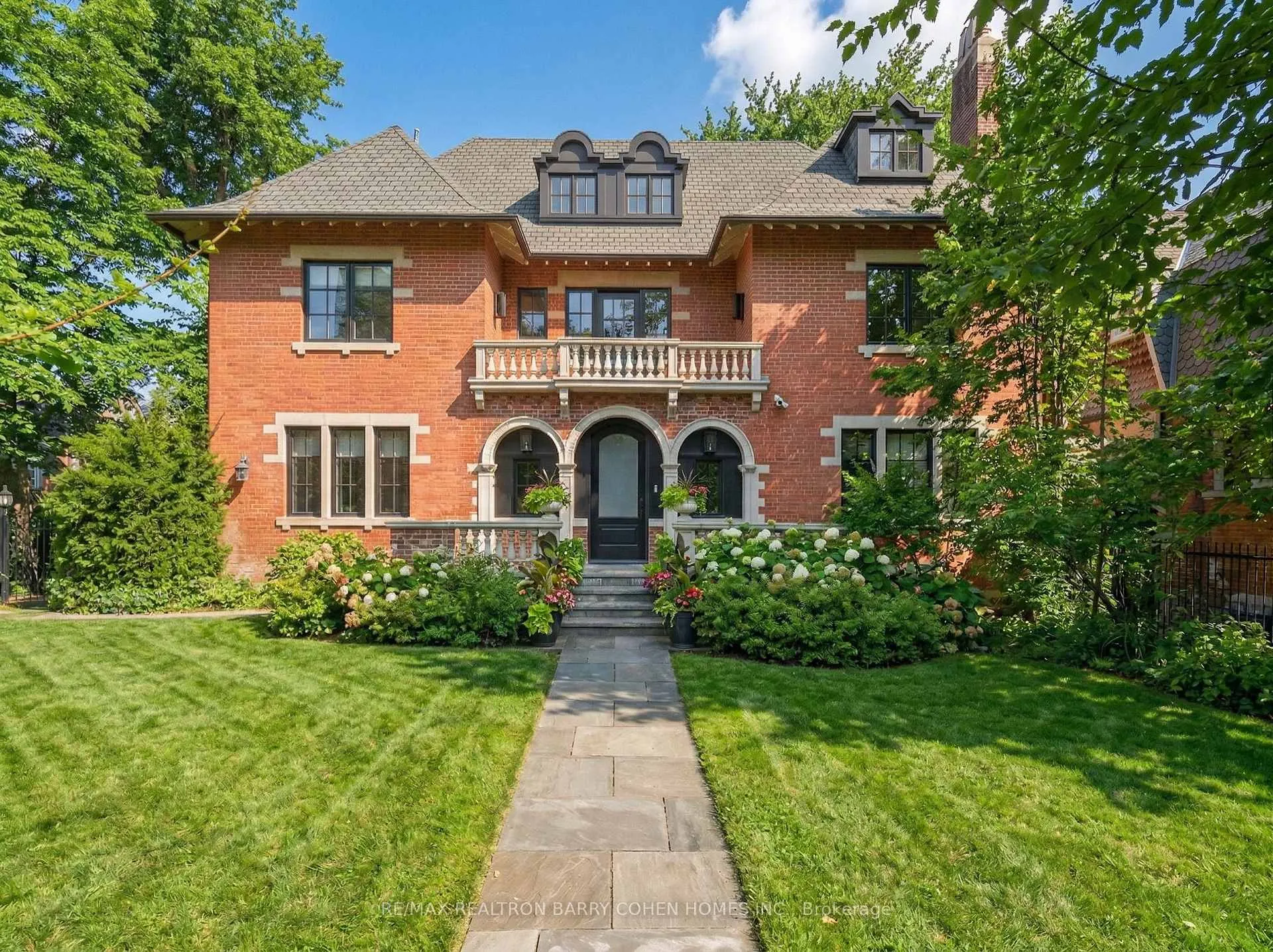 Photo 1 of 62 Maple Avenue, Toronto, Rosedale-Moore Park — HOMEH
