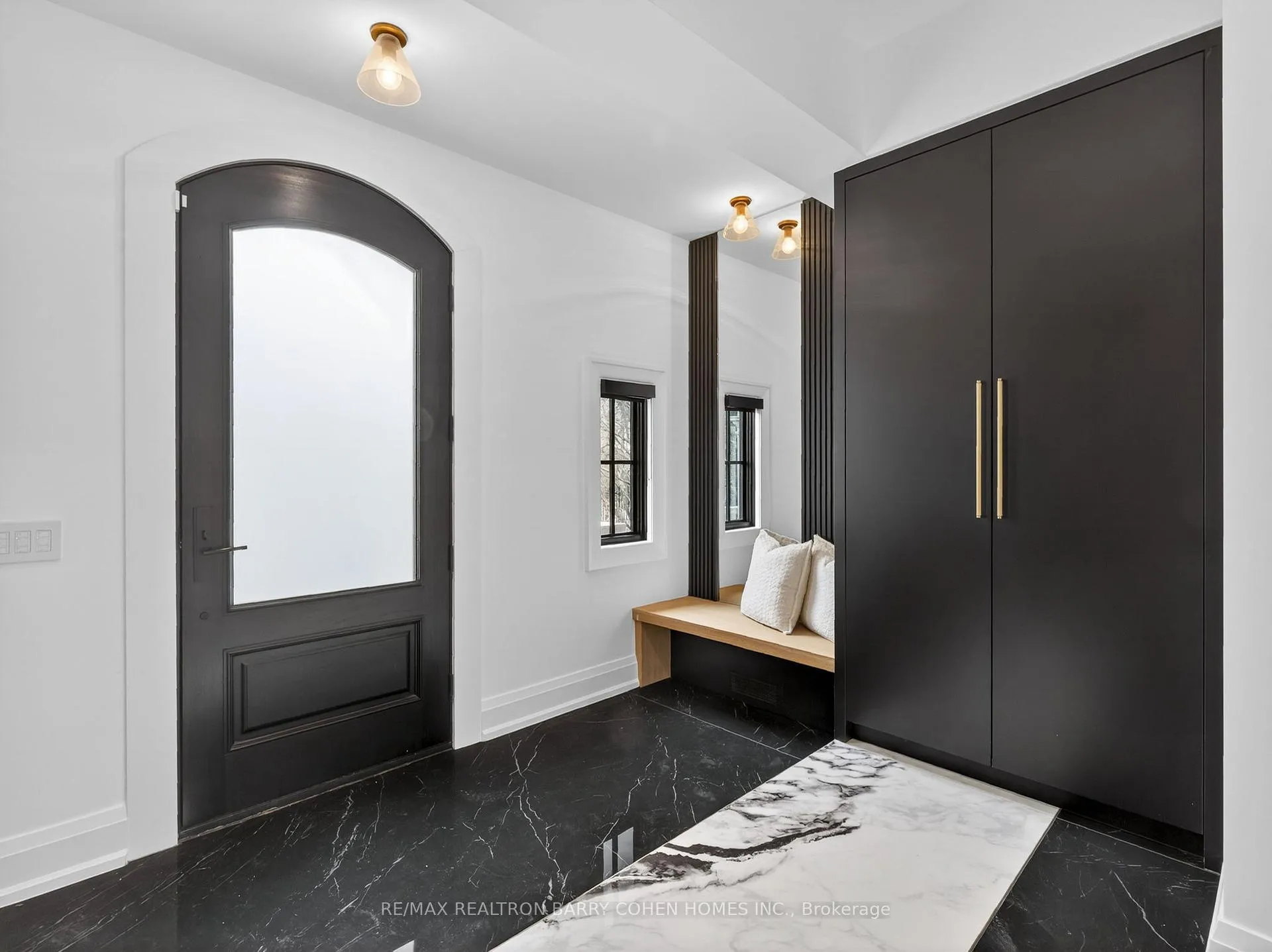 Photo 3 of 62 Maple Avenue, Toronto, Rosedale-Moore Park — HOMEH