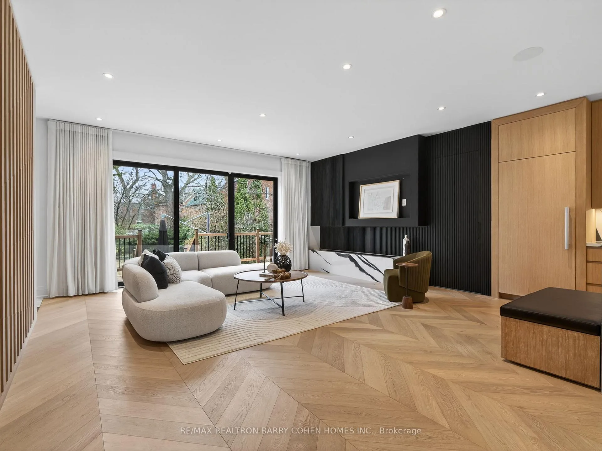 Photo 18 of 62 Maple Avenue, Toronto, Rosedale-Moore Park — HOMEH
