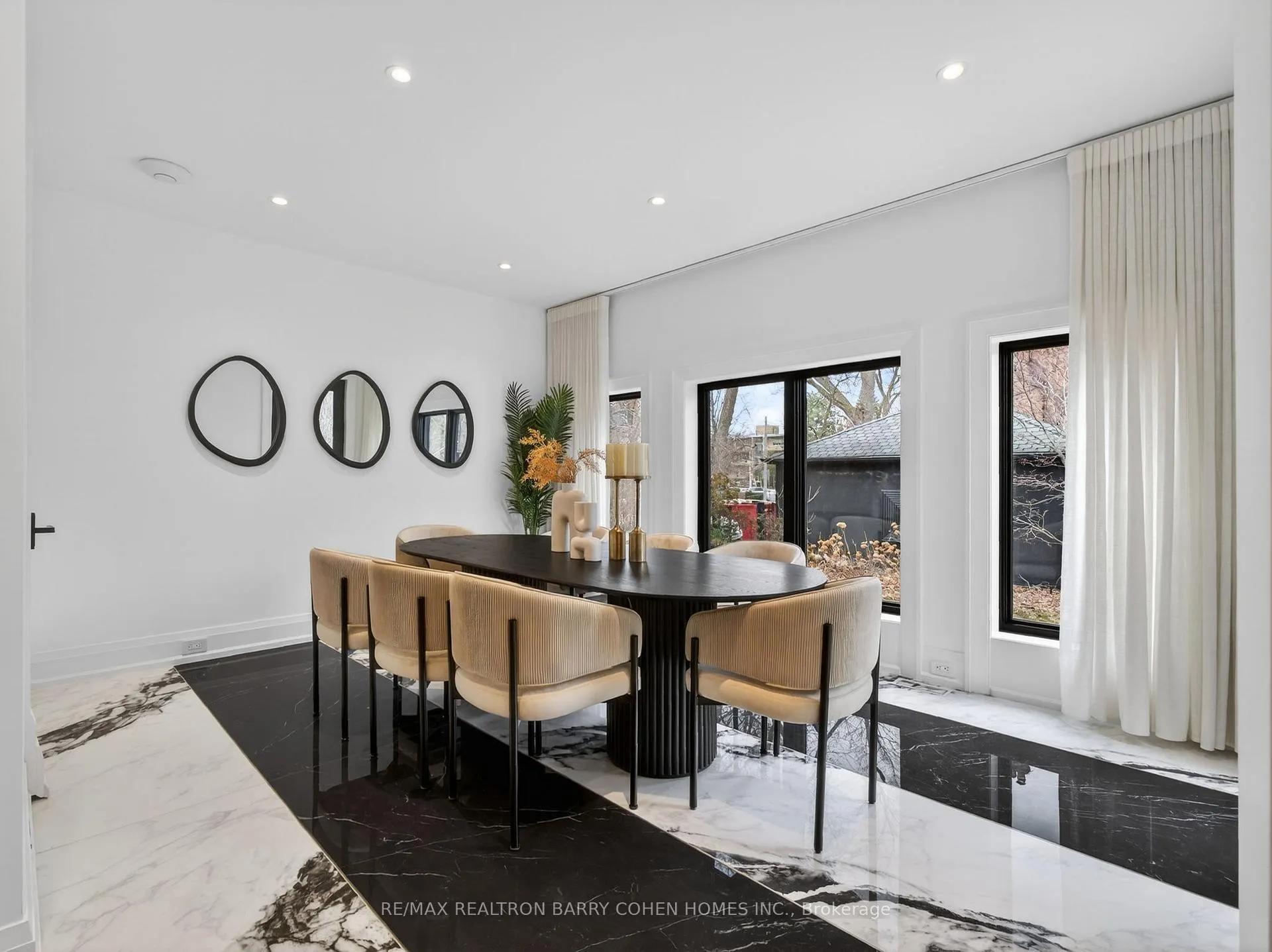 Photo 19 of 62 Maple Avenue, Toronto, Rosedale-Moore Park — HOMEH