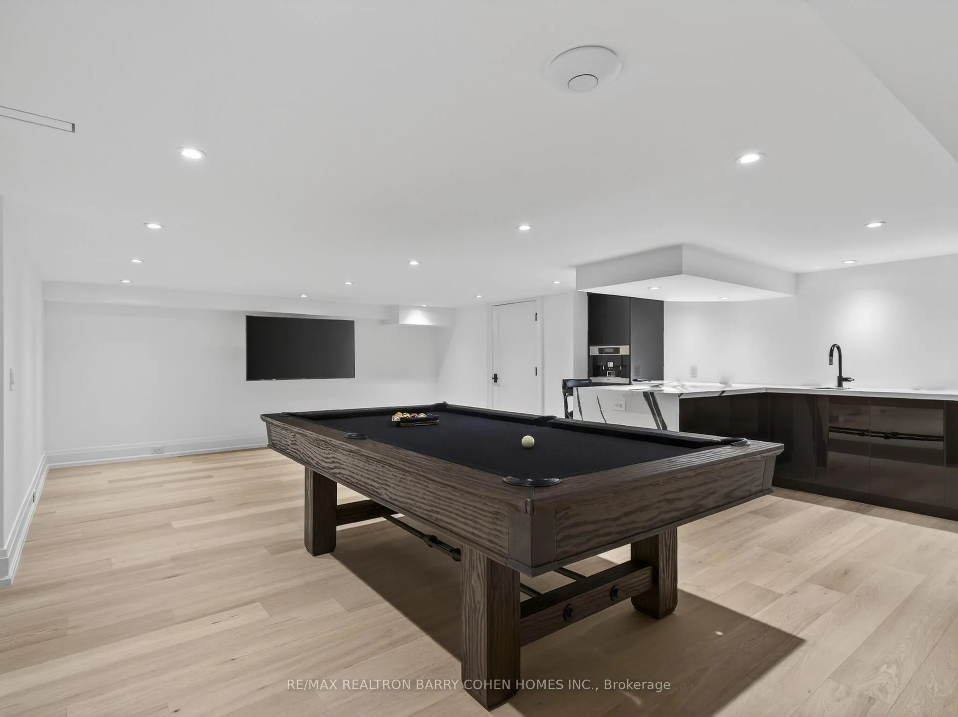 Photo 40 of 62 Maple Avenue, Toronto, Rosedale-Moore Park — HOMEH