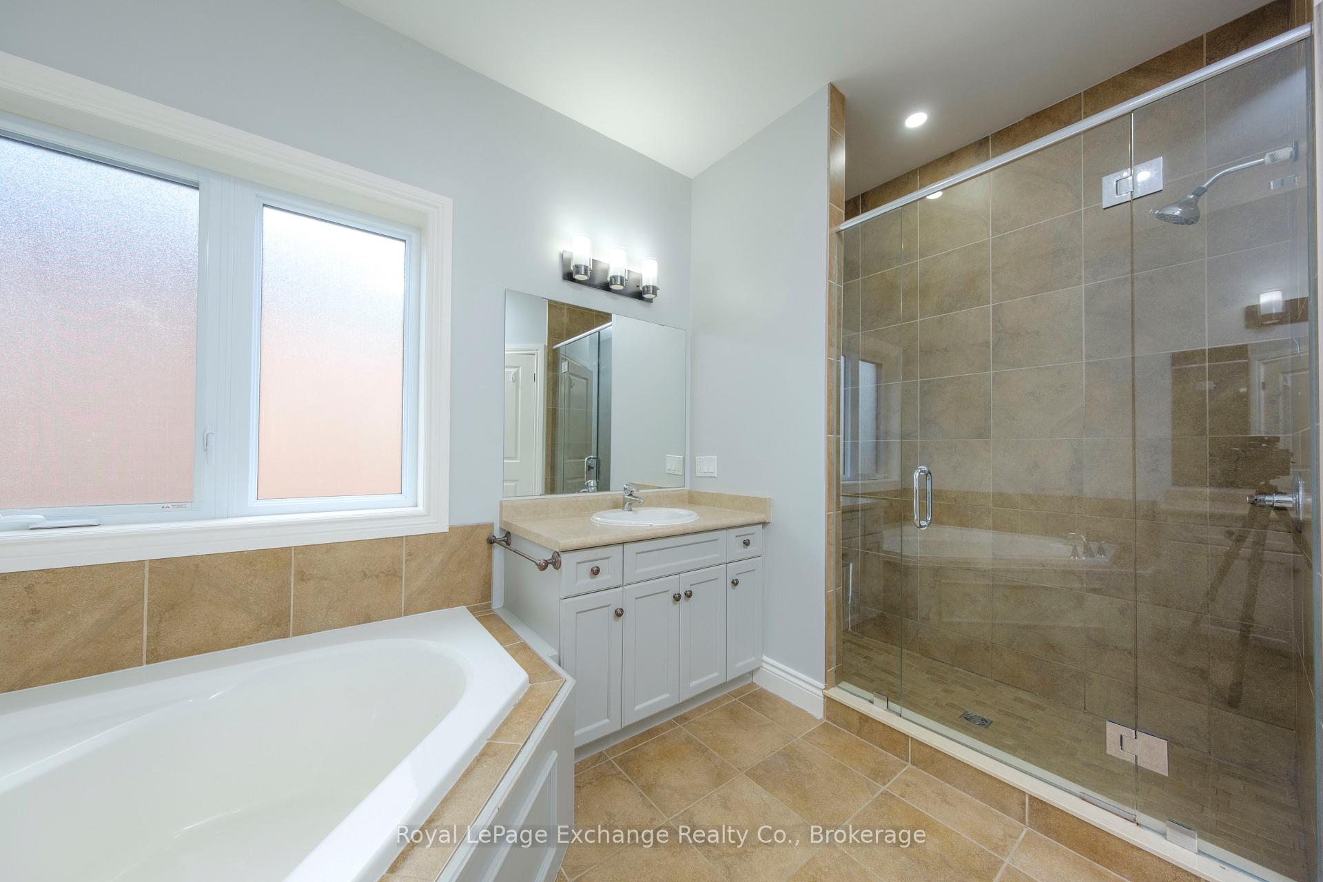 Photo 13 of 310 Wieck Boulevard, Kincardine — HOMEH