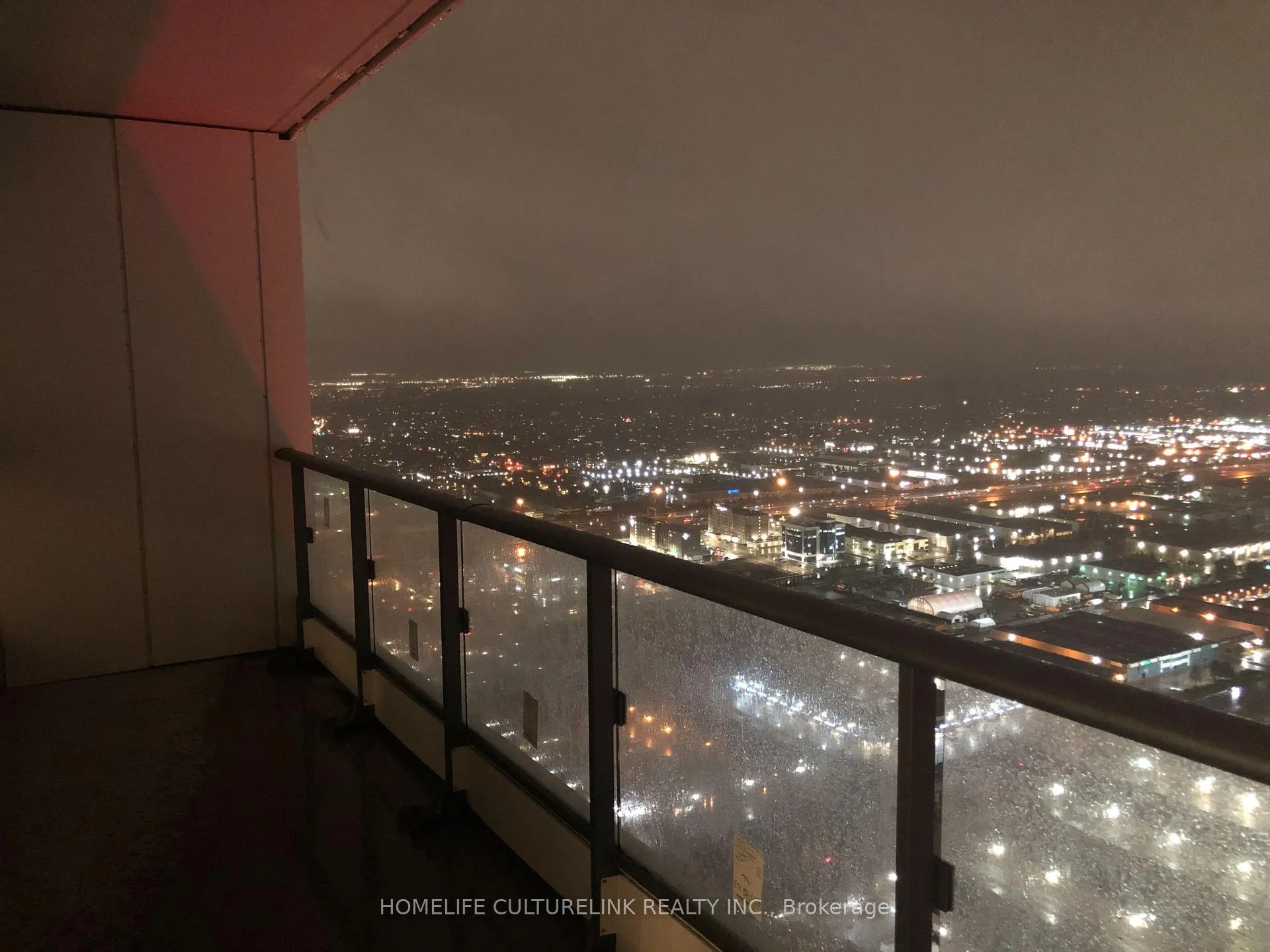 Photo 9 of Unit 5812, 5 Buttermill Avenue, Vaughan, Vaughan Corporate Centre — HOMEH