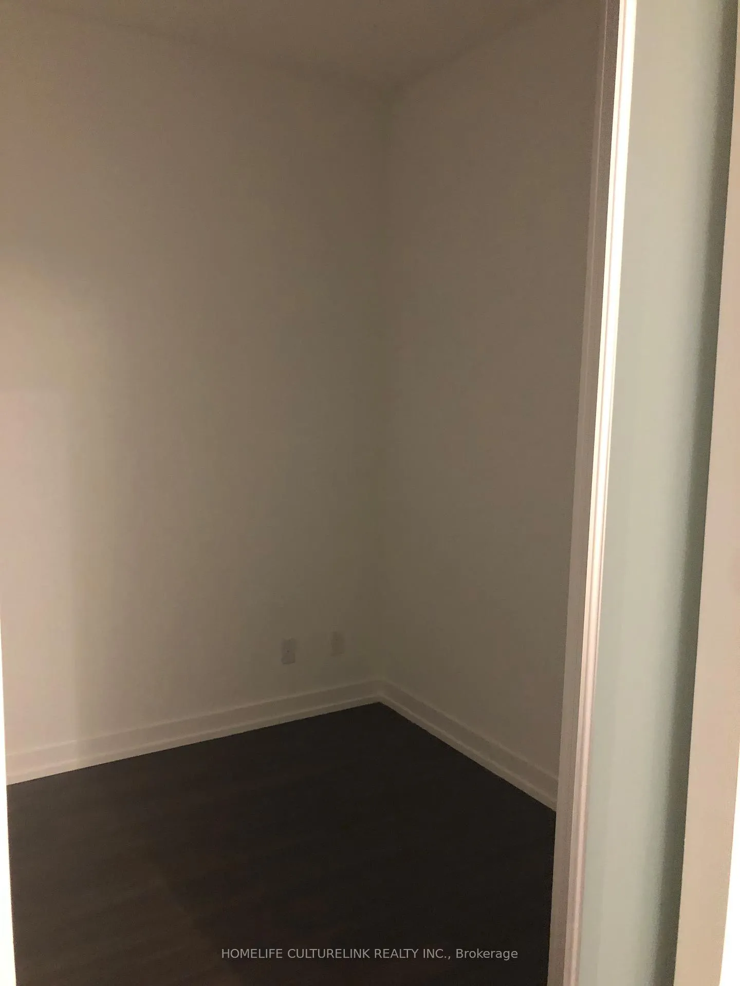 Photo 10 of Unit 5812, 5 Buttermill Avenue, Vaughan, Vaughan Corporate Centre — HOMEH