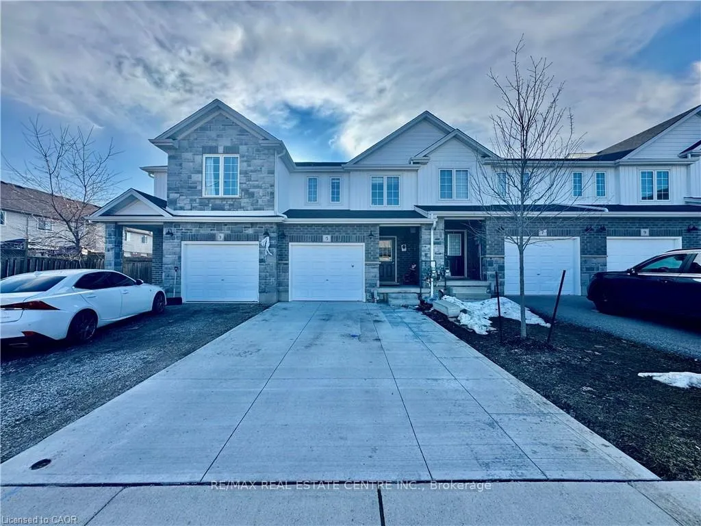 Front of 5 Sparrow Avenue