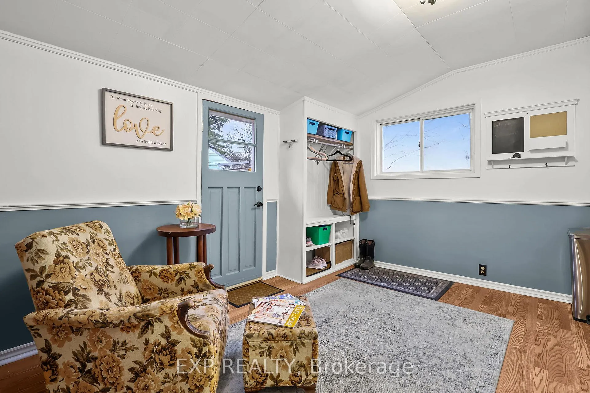 Photo 4 of 137 Oak Street E, Chatham-Kent, Bothwell — HOMEH