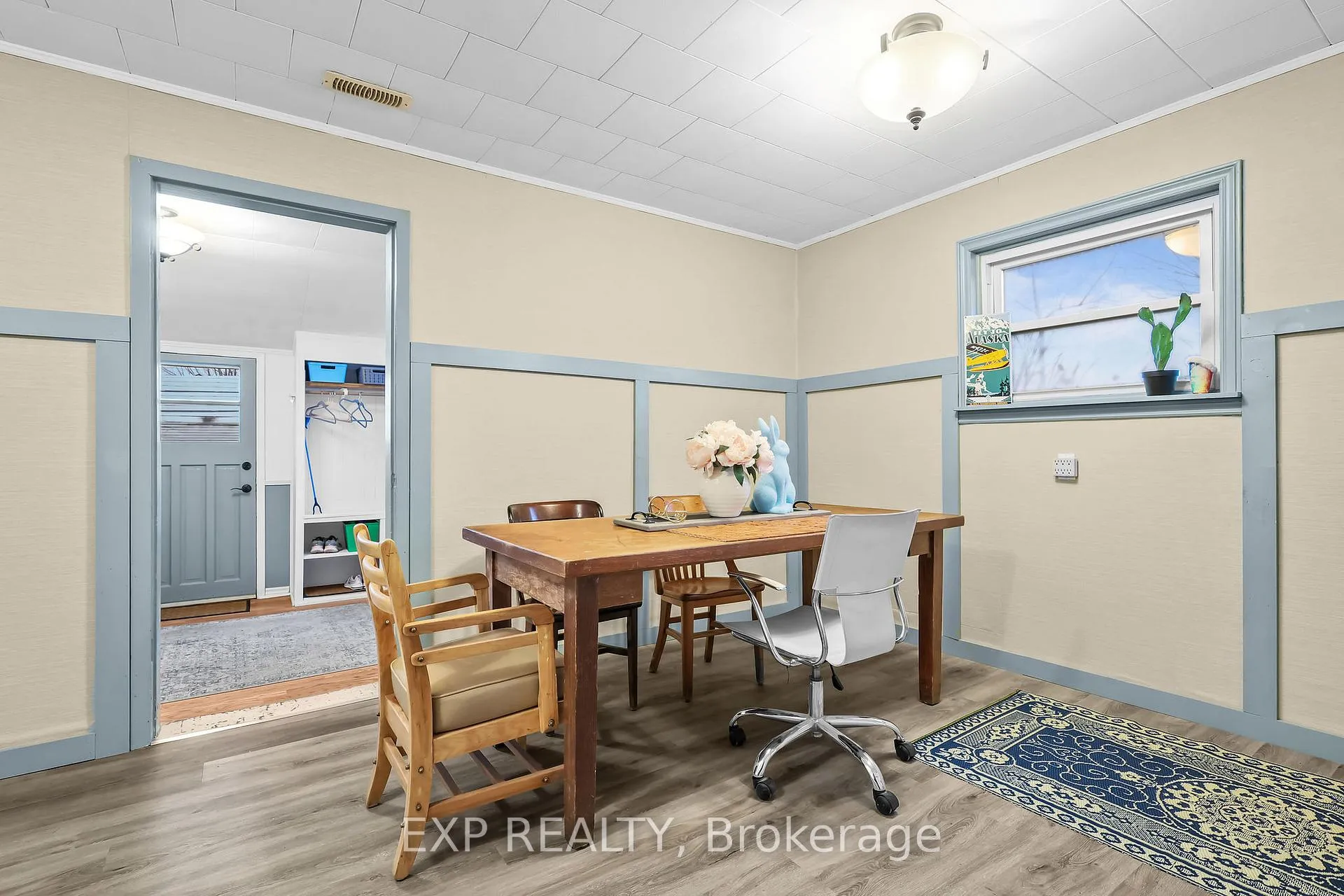 Photo 5 of 137 Oak Street E, Chatham-Kent, Bothwell — HOMEH