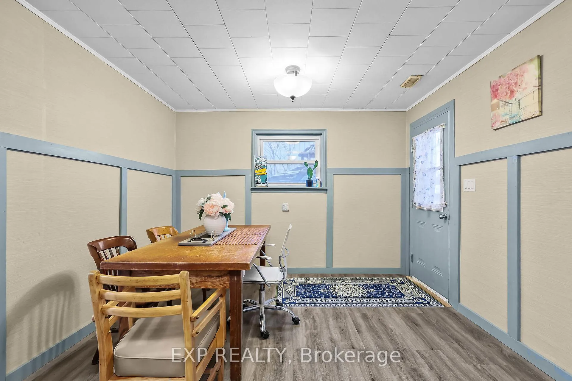 Photo 6 of 137 Oak Street E, Chatham-Kent, Bothwell — HOMEH