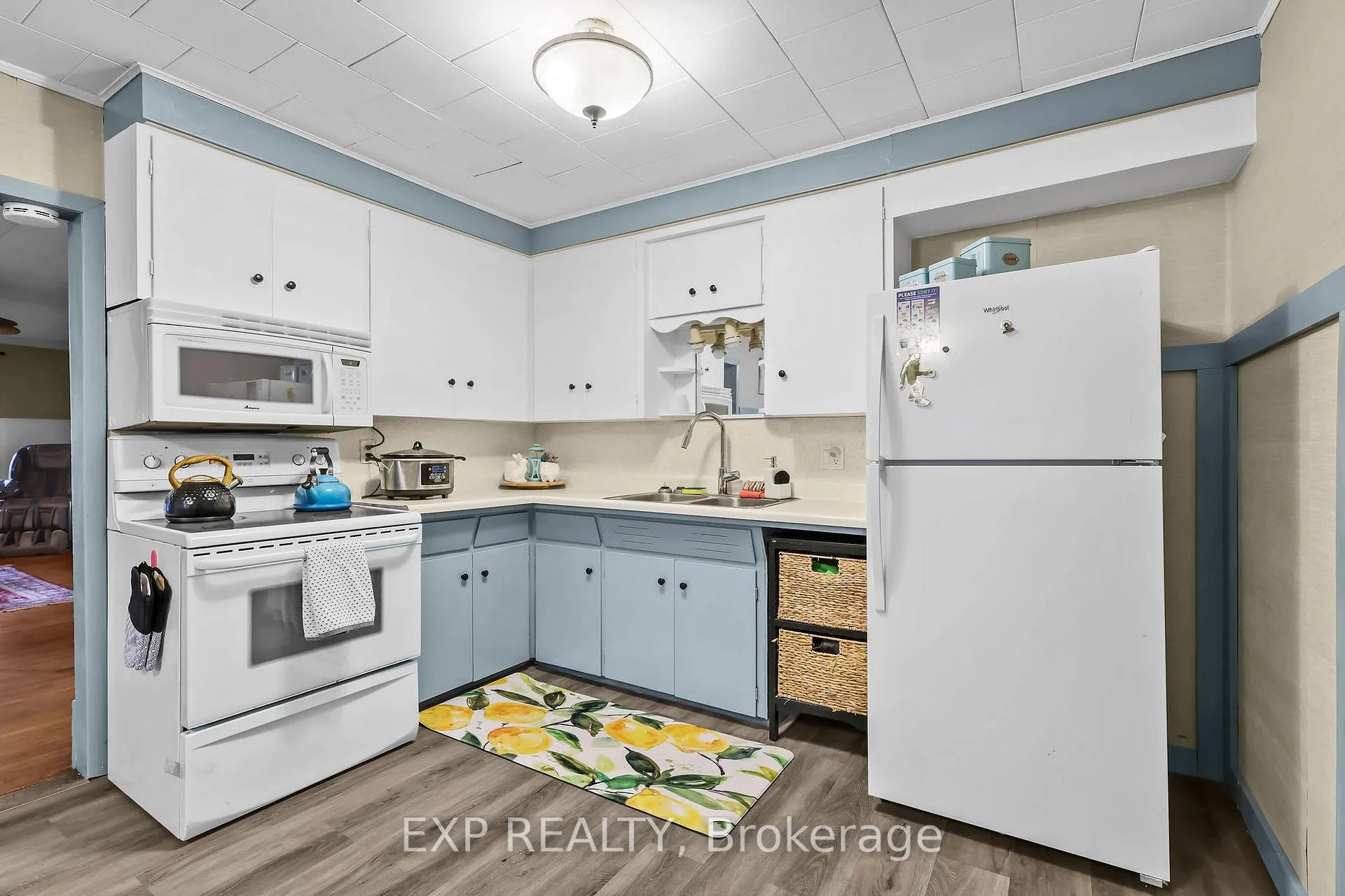 Photo 7 of 137 Oak Street E, Chatham-Kent, Bothwell — HOMEH