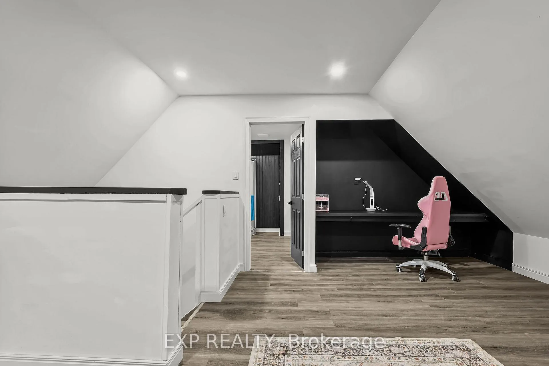 Photo 17 of 137 Oak Street E, Chatham-Kent, Bothwell — HOMEH