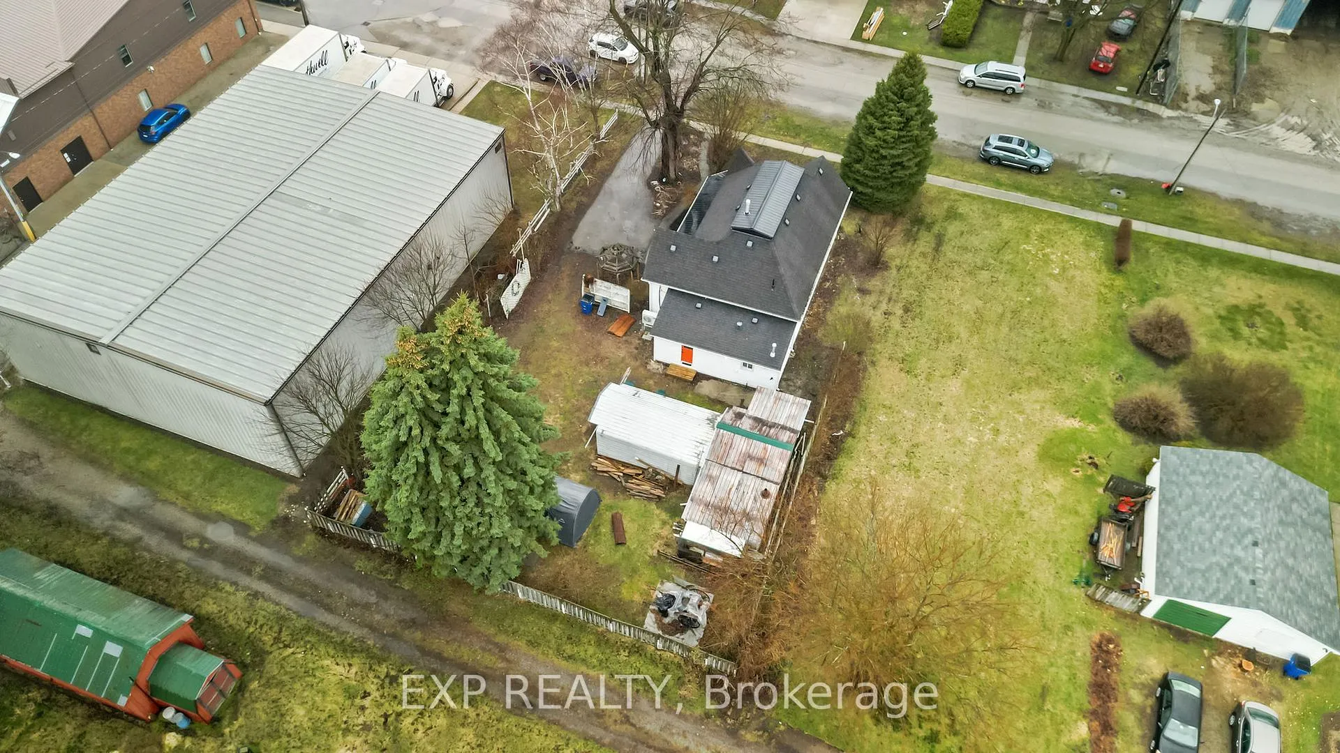 Photo 26 of 137 Oak Street E, Chatham-Kent, Bothwell — HOMEH