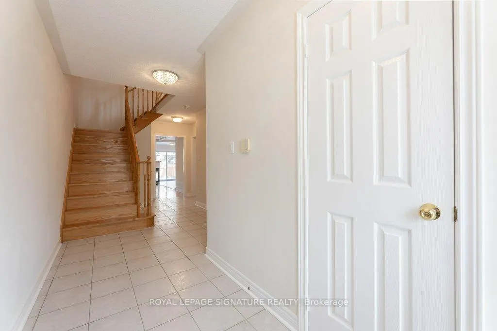 Photo 3 of 55 Pottery Place, Vaughan, East Woodbridge — HOMEH