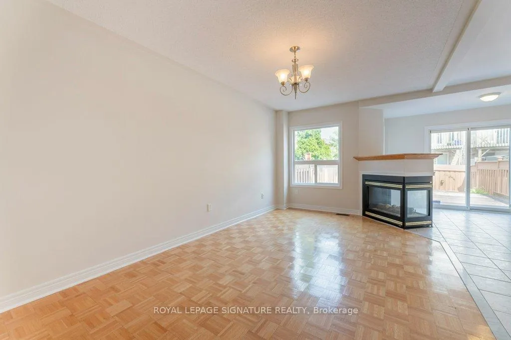 Photo 6 of 55 Pottery Place, Vaughan, East Woodbridge — HOMEH