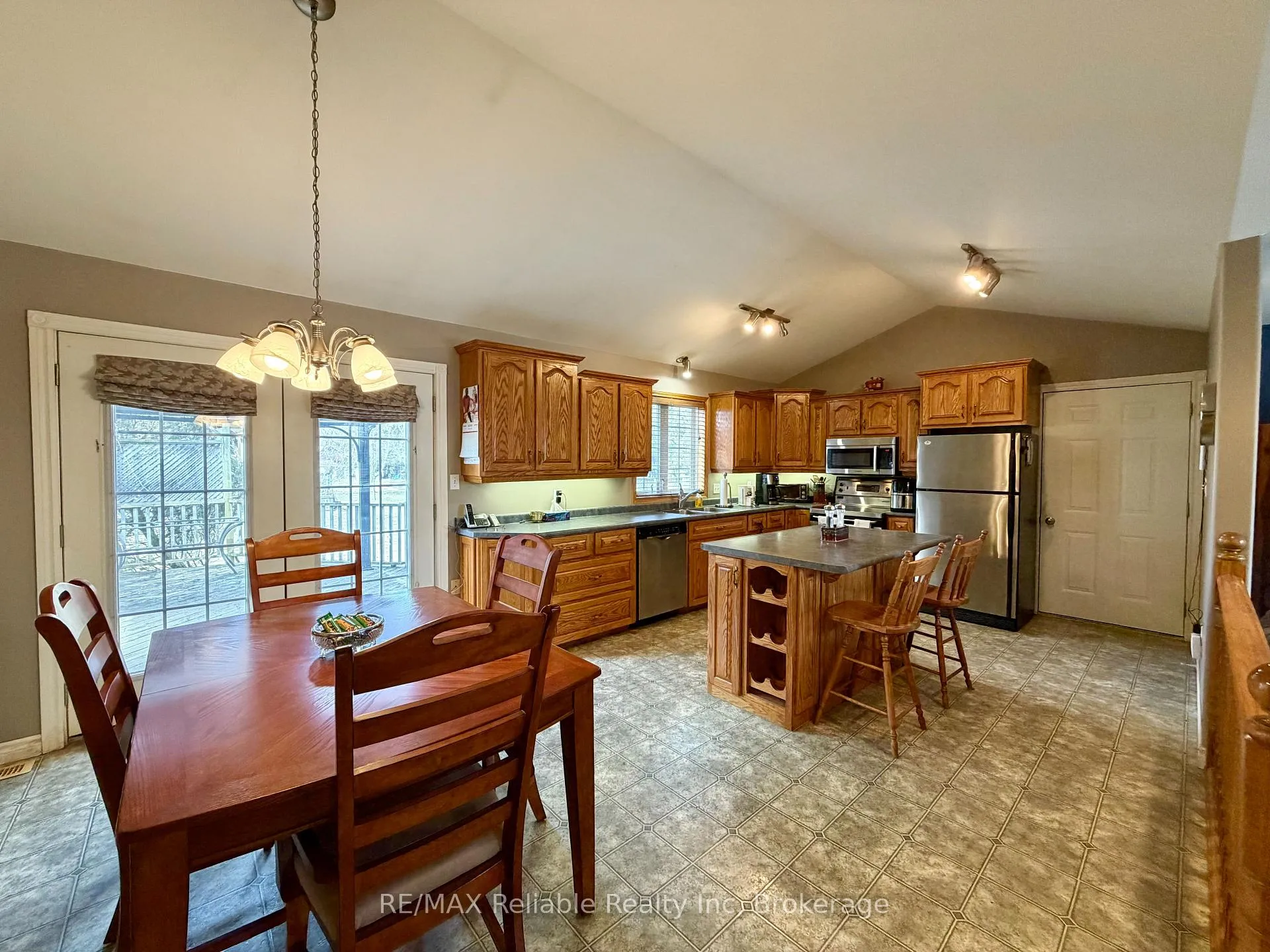 Photo 10 of 277 Morris Street, North Huron, Blyth — HOMEH