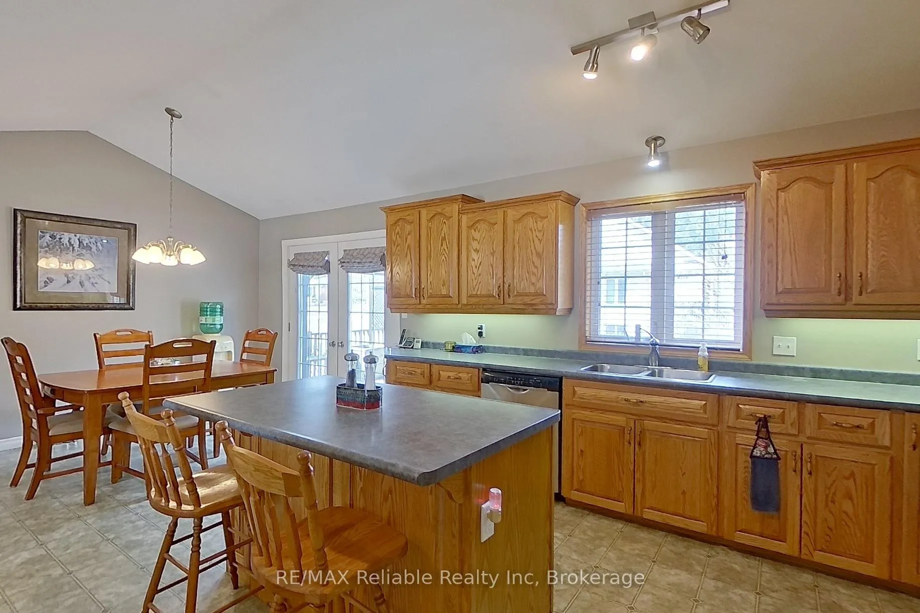Photo 13 of 277 Morris Street, North Huron, Blyth — HOMEH
