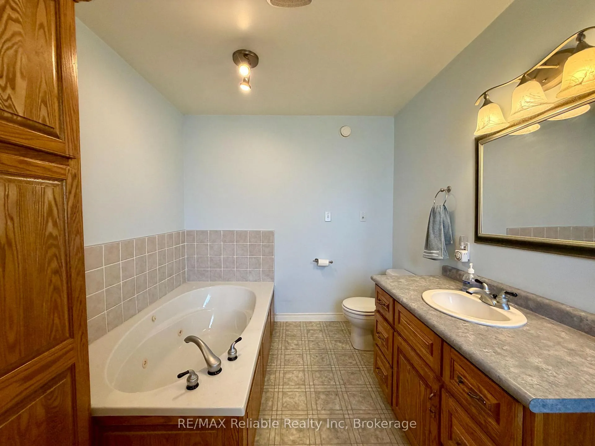 Photo 23 of 277 Morris Street, North Huron, Blyth — HOMEH