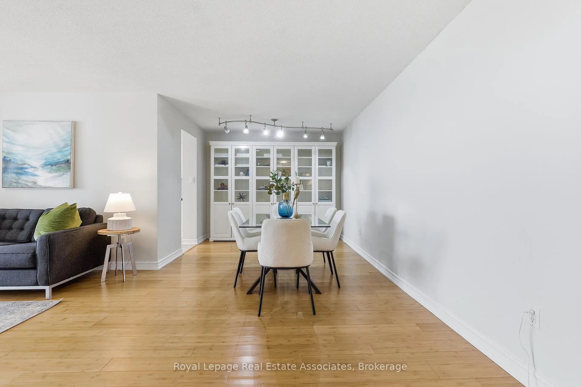 Photo 5 of Unit 1401, 10 Malta Avenue, Brampton, Fletcher's Creek South — HOMEH