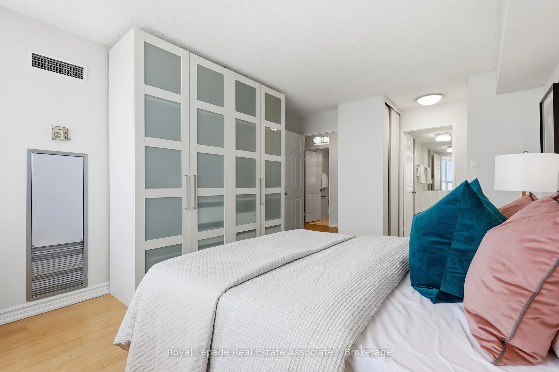 Photo 8 of Unit 1401, 10 Malta Avenue, Brampton, Fletcher's Creek South — HOMEH