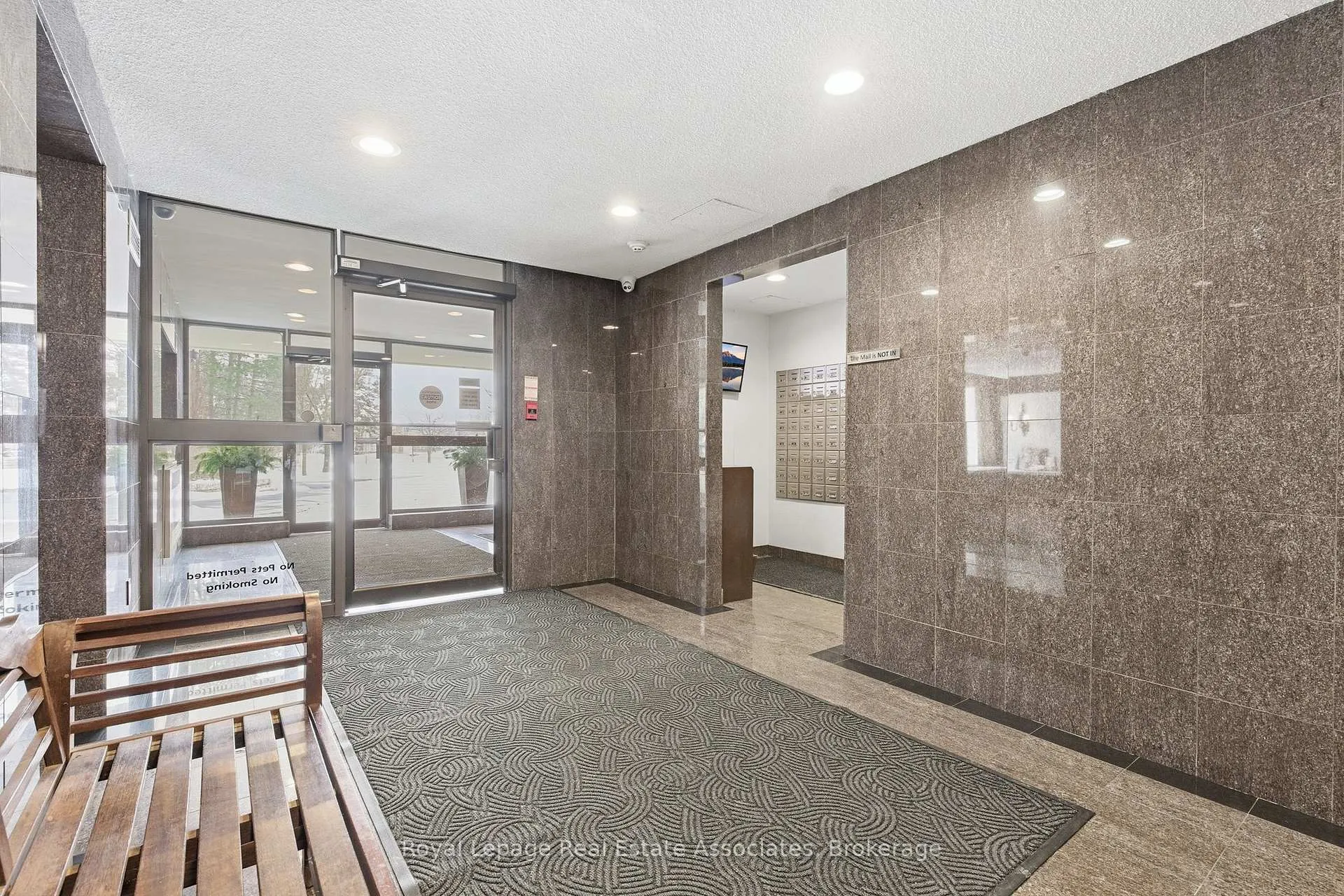 Photo 15 of Unit 1401, 10 Malta Avenue, Brampton, Fletcher's Creek South — HOMEH