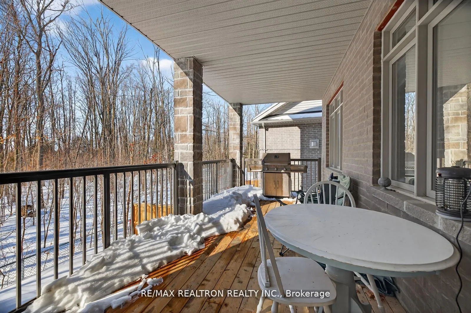 Photo 6 of 27 Franklin Trail, Barrie, Rural Barrie Southwest — HOMEH