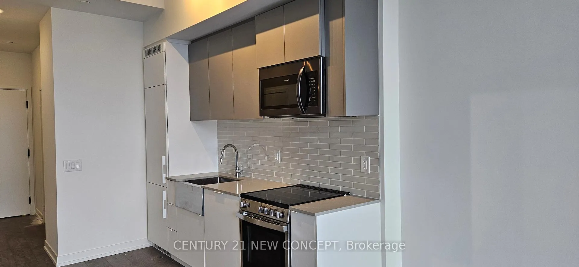 Photo 6 of Unit 1124, 270 Dufferin Street, Toronto, South Parkdale — HOMEH