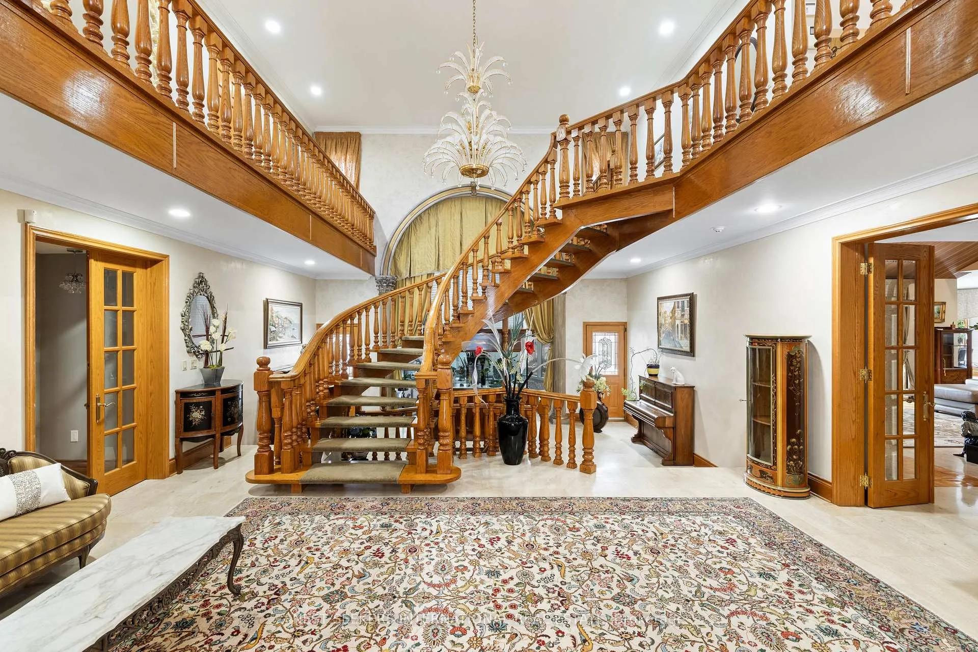 Photo 6 of Unit West, 4001 Teston Road W, Vaughan, Vellore Village — HOMEH
