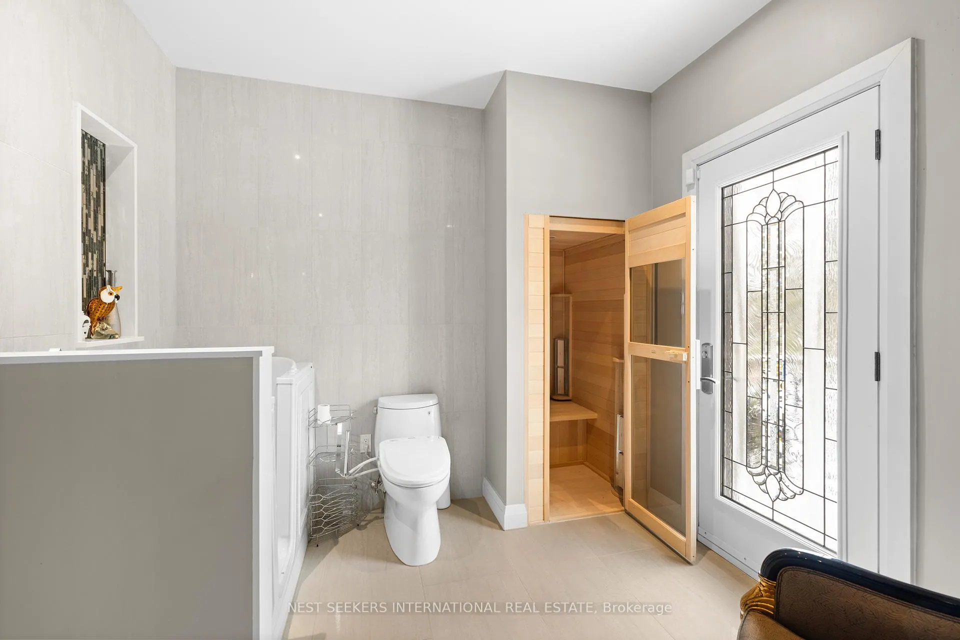 Photo 11 of Unit West, 4001 Teston Road W, Vaughan, Vellore Village — HOMEH