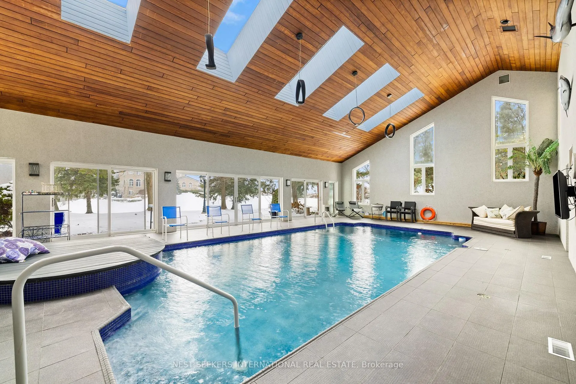 Photo 18 of Unit West, 4001 Teston Road W, Vaughan, Vellore Village — HOMEH