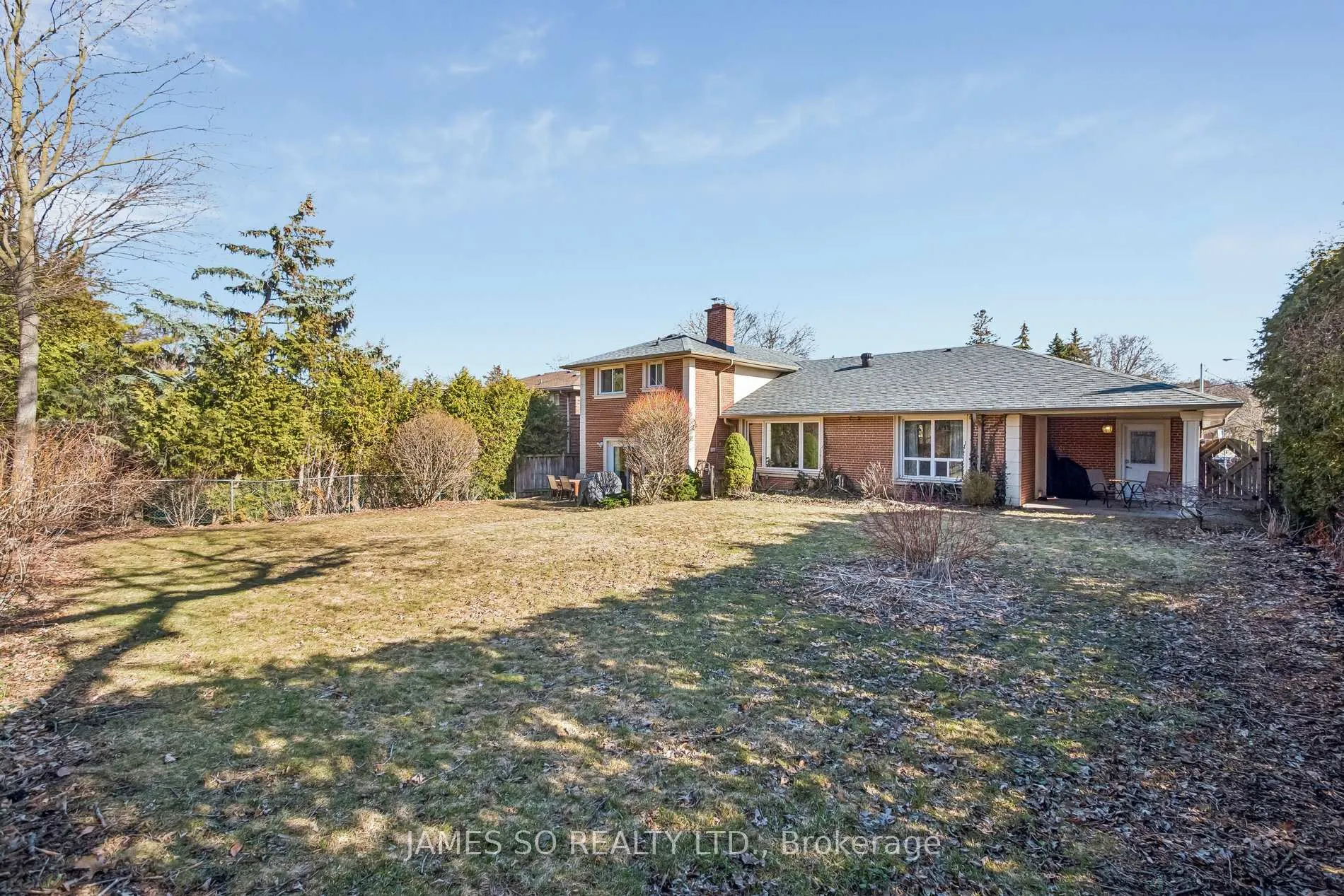 Photo 24 of 129 Bannatyne Drive, North York, St. Andrew-Windfields — HOMEH