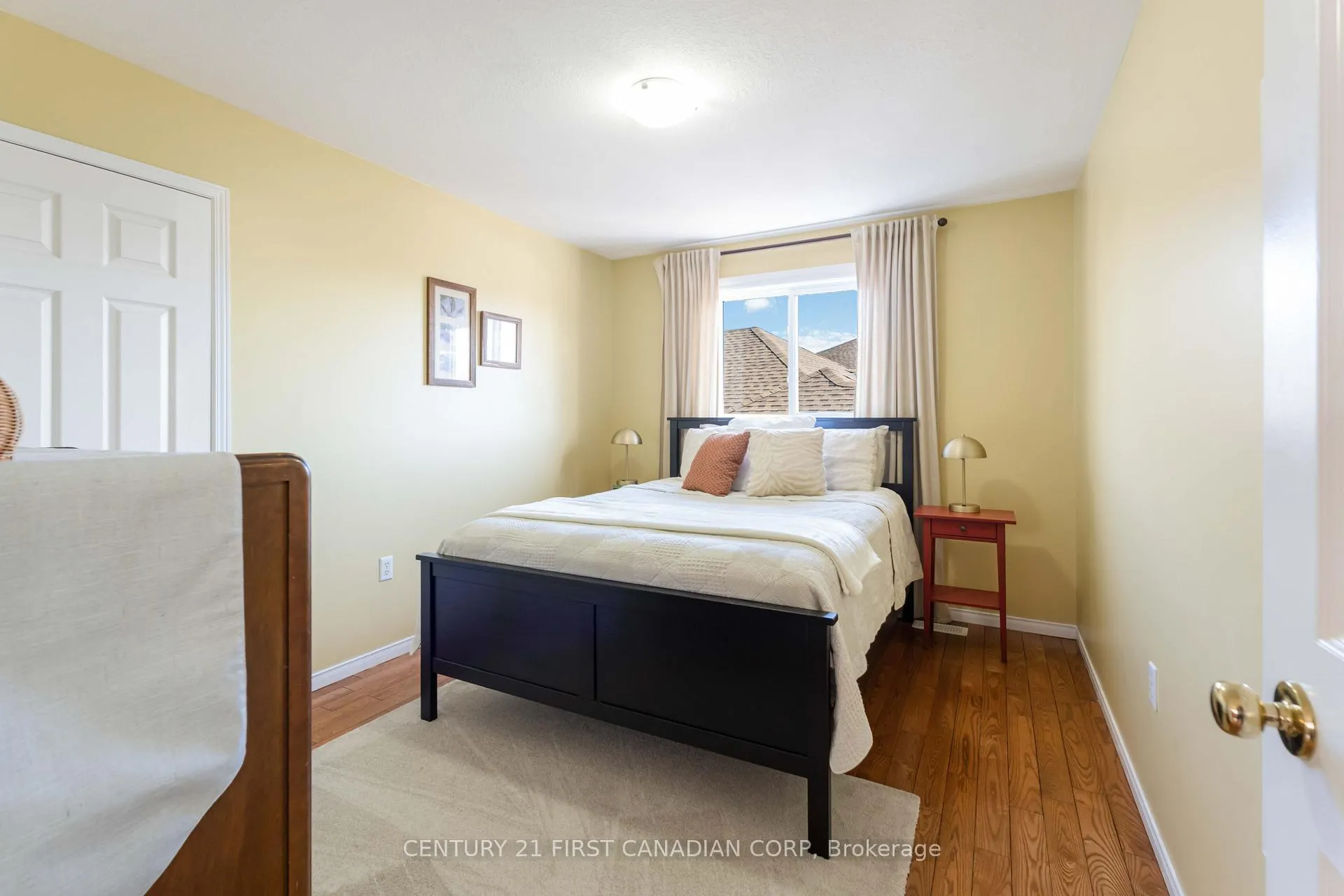 Photo 21 of 49 Foxtrot Drive, Hamilton, Stoney Creek Mountain — HOMEH