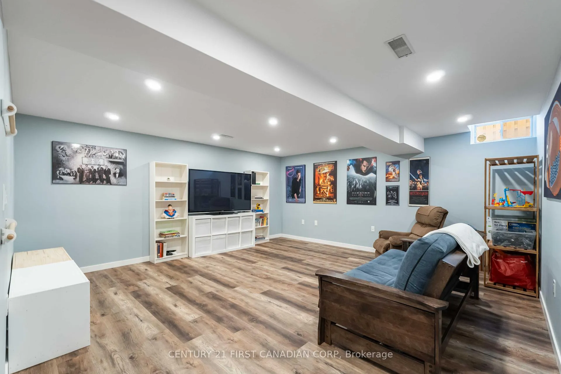 Photo 28 of 49 Foxtrot Drive, Hamilton, Stoney Creek Mountain — HOMEH
