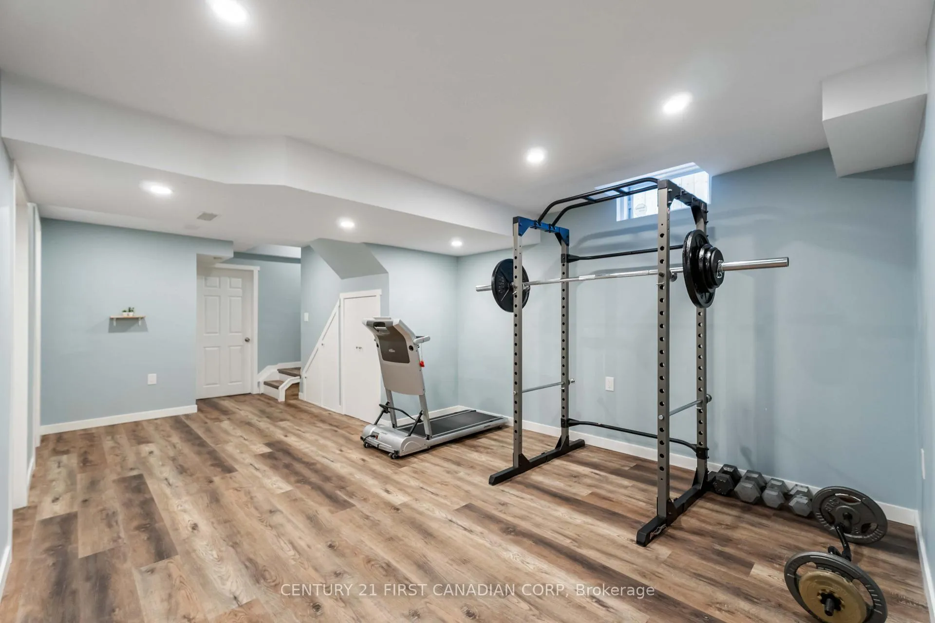 Photo 31 of 49 Foxtrot Drive, Hamilton, Stoney Creek Mountain — HOMEH