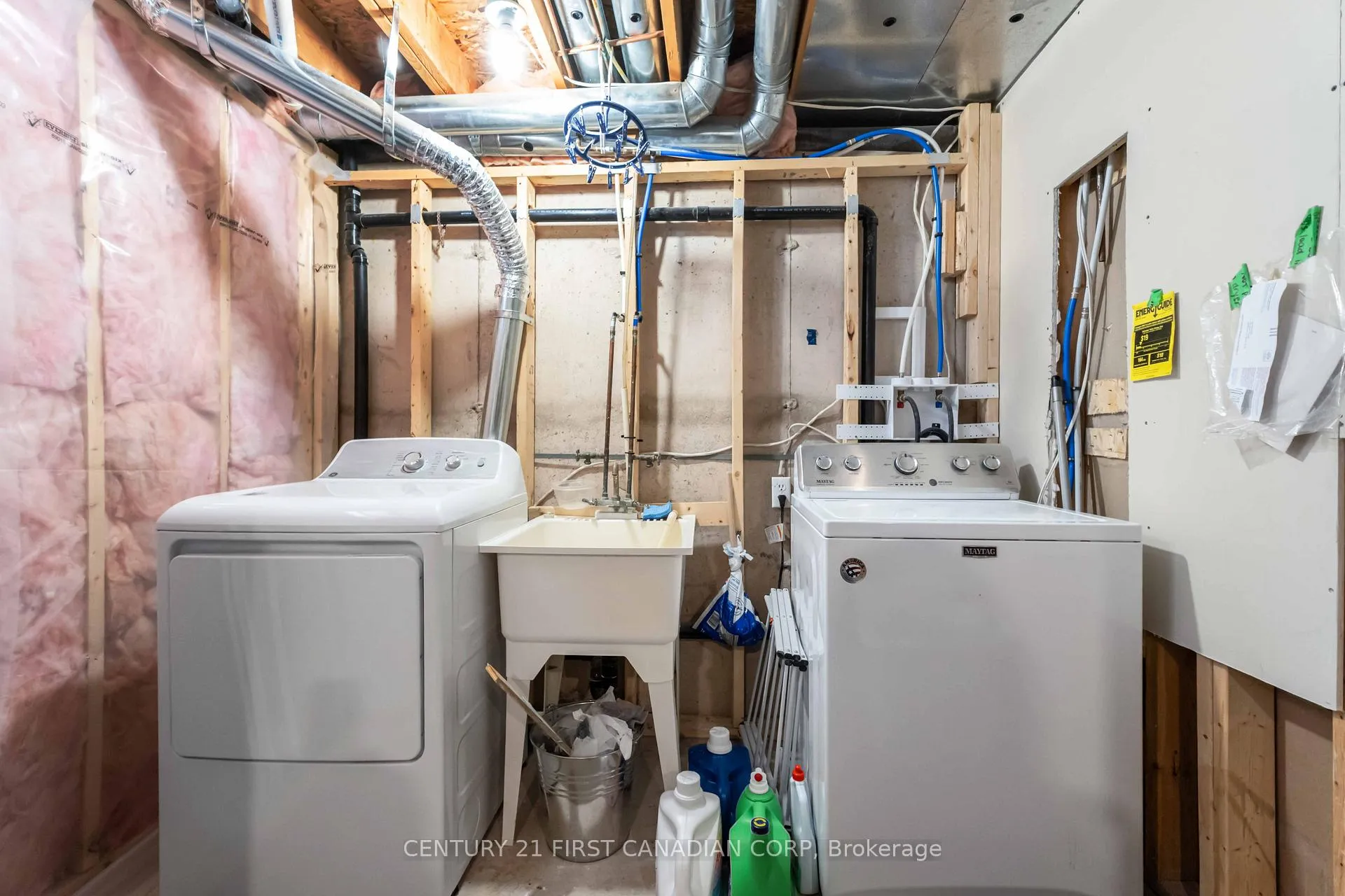 Photo 34 of 49 Foxtrot Drive, Hamilton, Stoney Creek Mountain — HOMEH