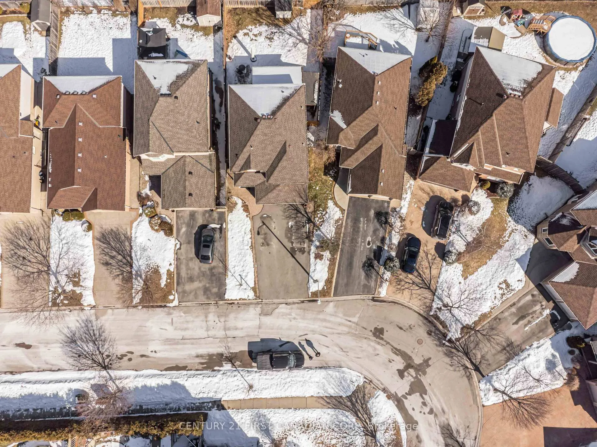 Photo 44 of 49 Foxtrot Drive, Hamilton, Stoney Creek Mountain — HOMEH