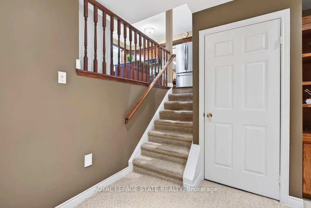 Photo 33 of 128 Nugent Drive, Hamilton, Kentley — HOMEH
