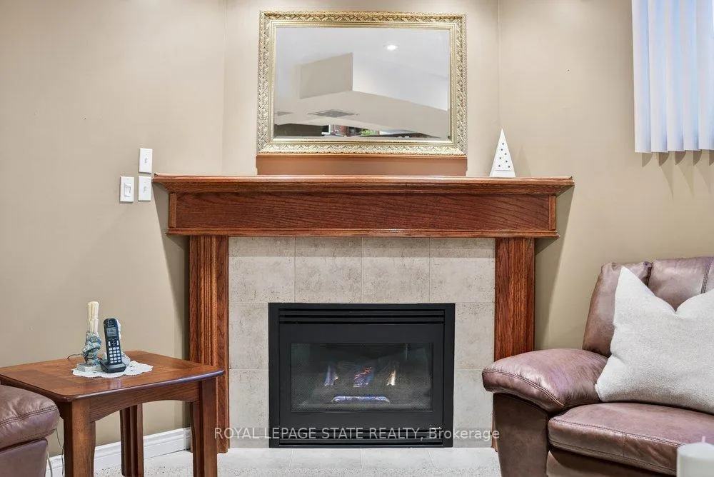 Photo 35 of 128 Nugent Drive, Hamilton, Kentley — HOMEH
