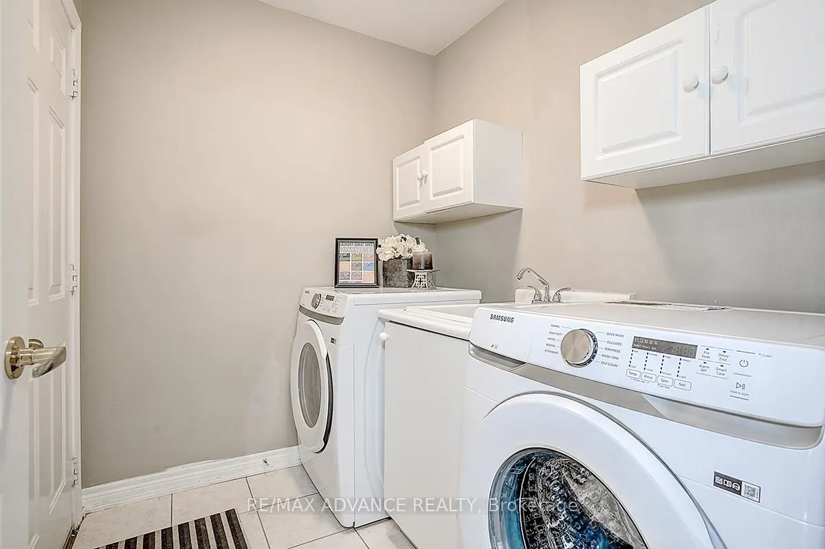 Photo 27 of 16 St Etienne Drive, Vaughan, Vellore Village — HOMEH