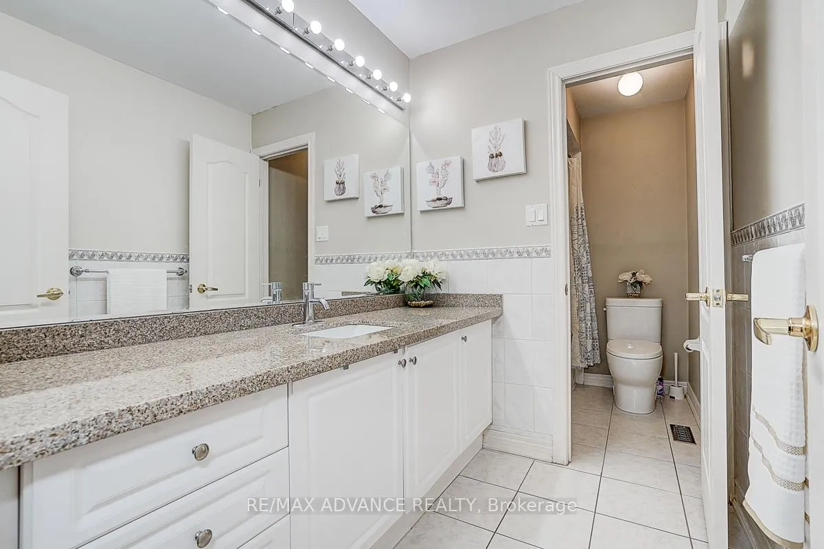 Photo 48 of 16 St Etienne Drive, Vaughan, Vellore Village — HOMEH