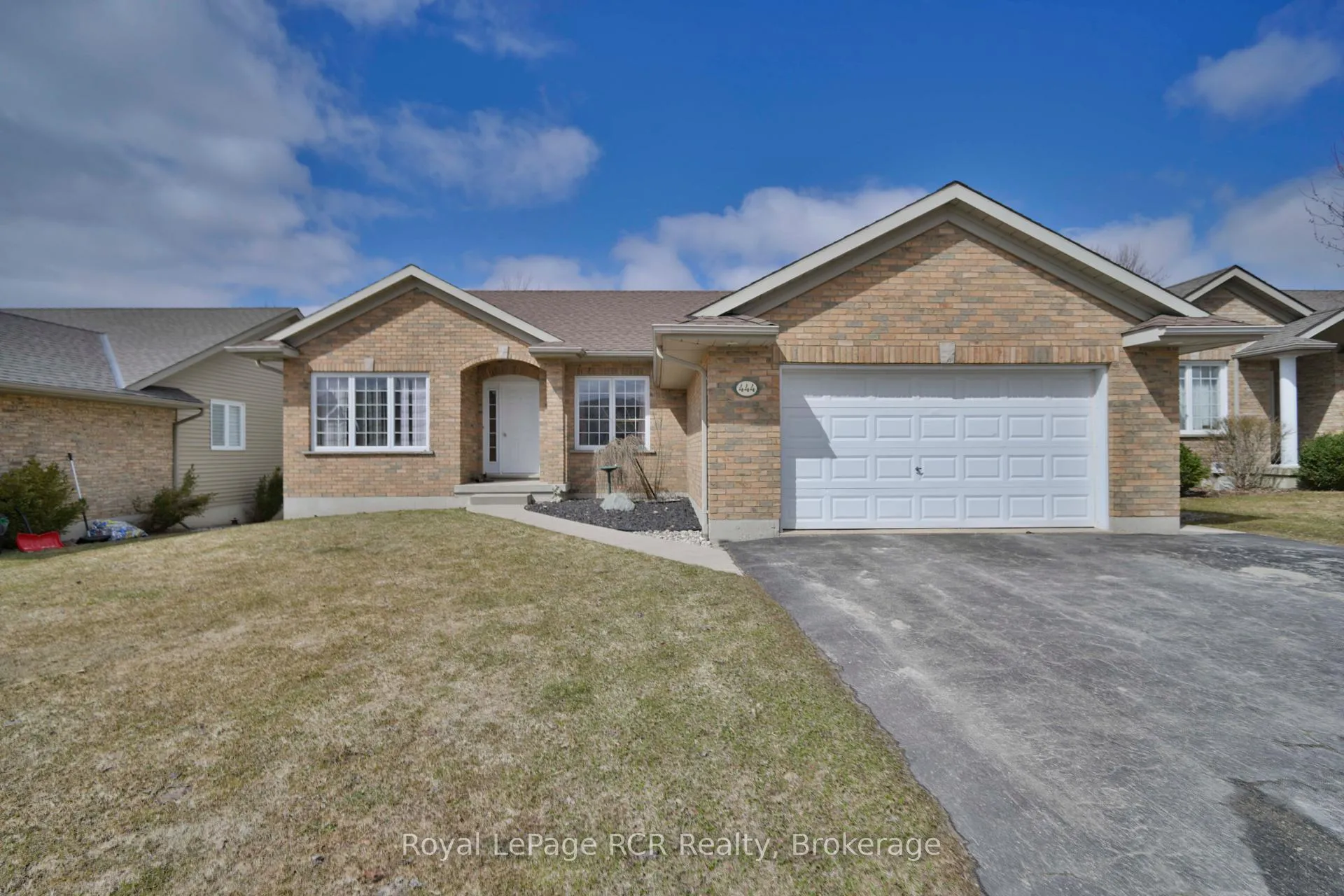 Photo 2 of 444 Grandview Road, North Huron, Wingham — HOMEH