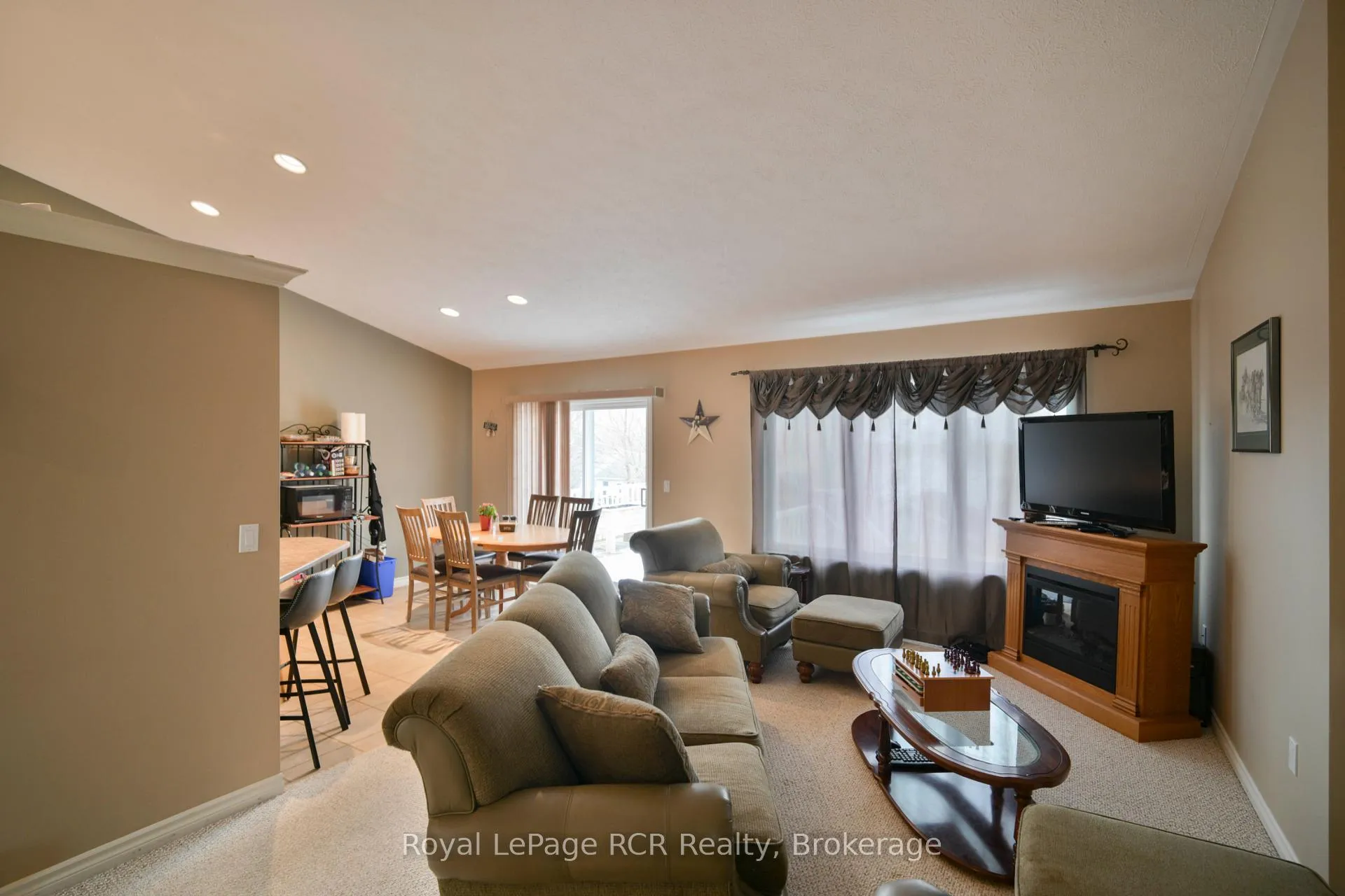 Photo 7 of 444 Grandview Road, North Huron, Wingham — HOMEH
