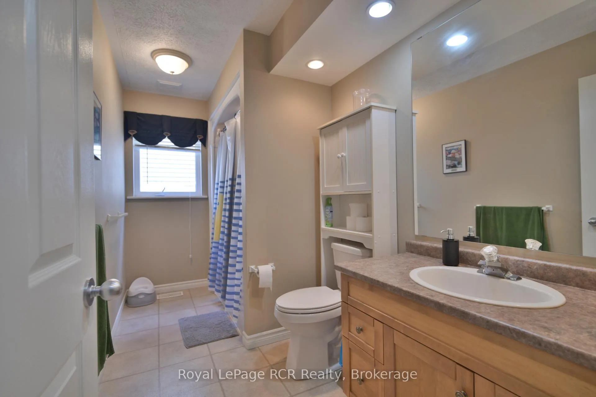 Photo 15 of 444 Grandview Road, North Huron, Wingham — HOMEH