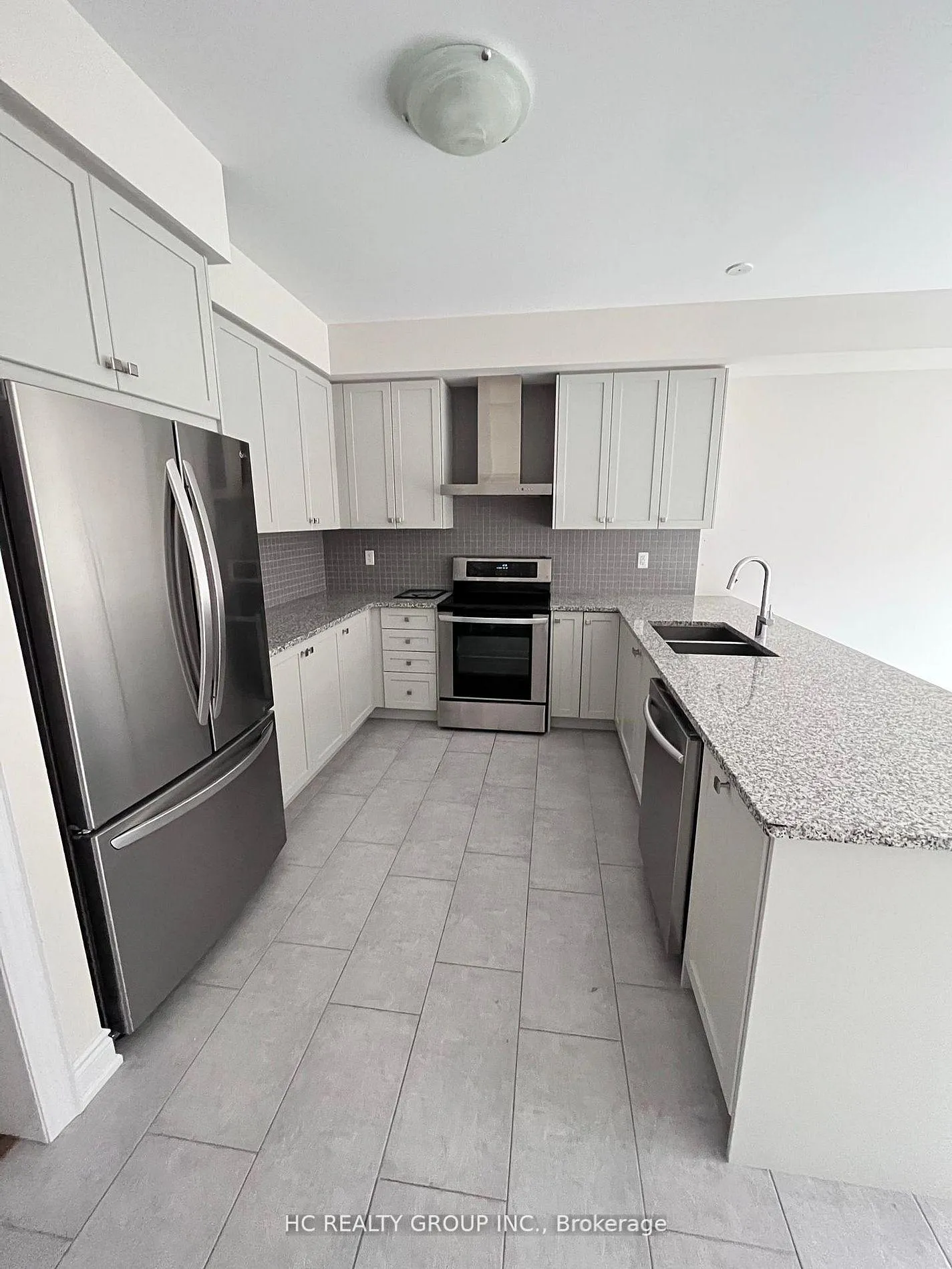 Photo 4 of 24 Cafaro Lane, Markham, Victoria Square — HOMEH