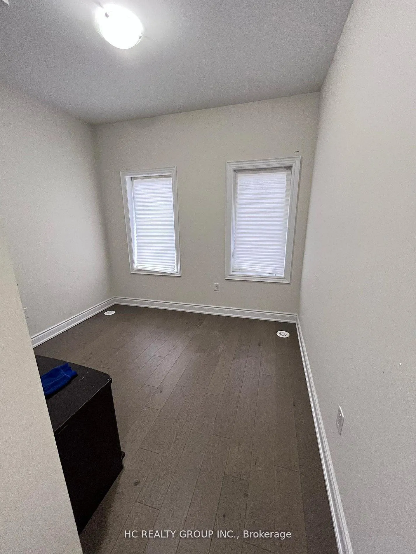 Photo 10 of 24 Cafaro Lane, Markham, Victoria Square — HOMEH
