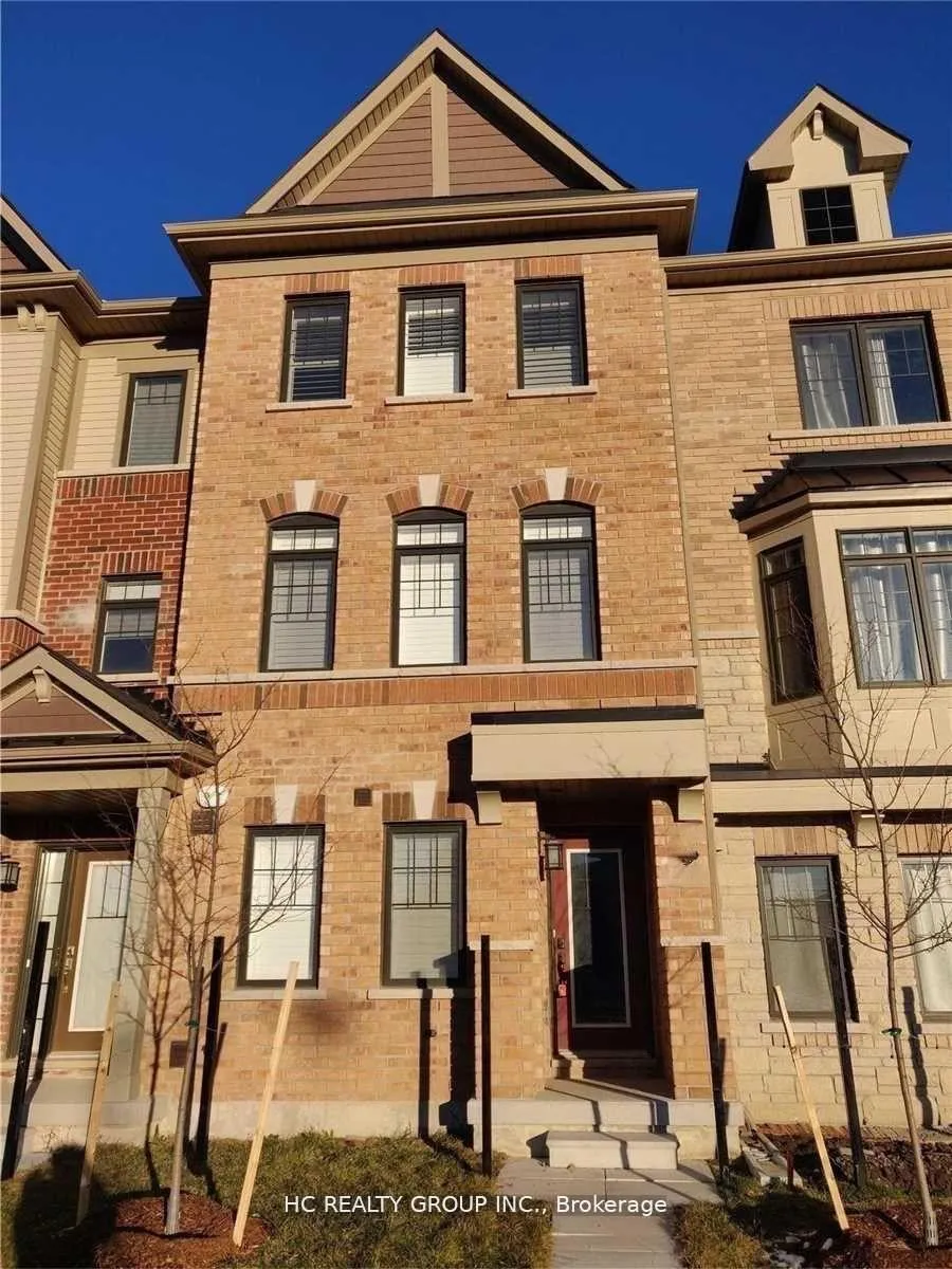 Photo 13 of 24 Cafaro Lane, Markham, Victoria Square — HOMEH