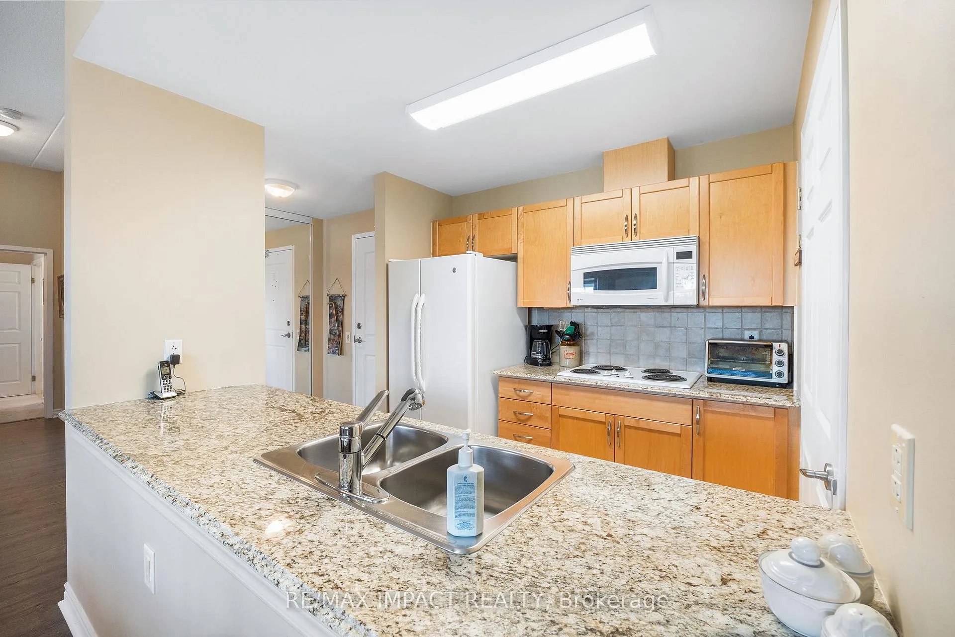 Photo 23 of Unit 426, 240 Chapel Street, Cobourg — HOMEH
